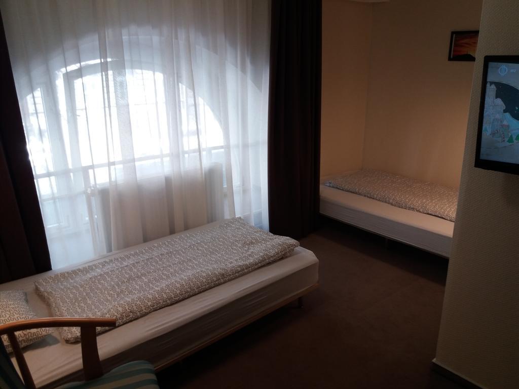Mezzo Budapest Luaran gambar