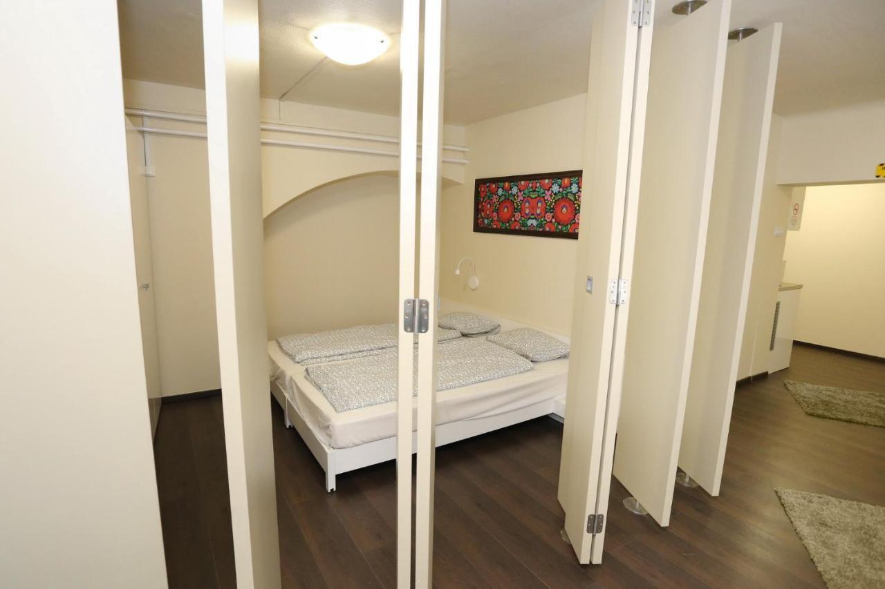 Mezzo Budapest Luaran gambar